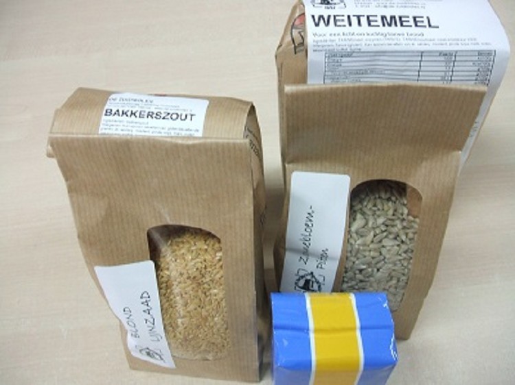 Bakpakket Weitebrood met zonnebloempitten en lijnzaad.
